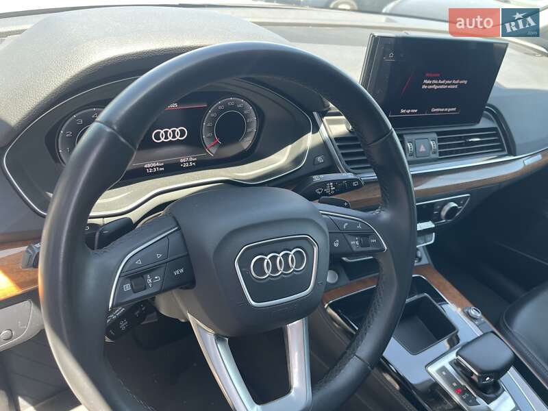 Позашляховик / Кросовер Audi Q5 2023 в Дніпрі