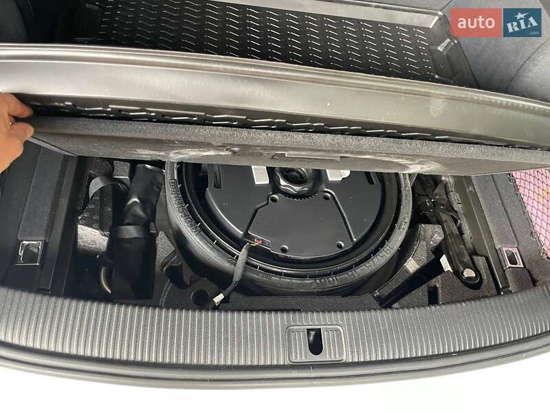 Позашляховик / Кросовер Audi Q5 2023 в Києві