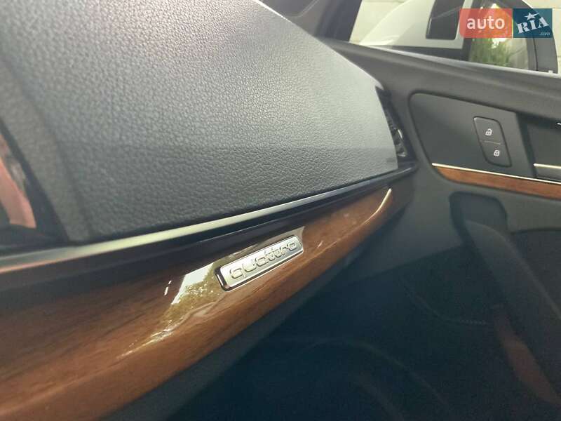 Позашляховик / Кросовер Audi Q5 2023 в Києві