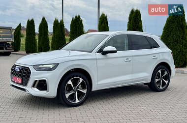 Внедорожник / Кроссовер Audi Q5 2023 в 