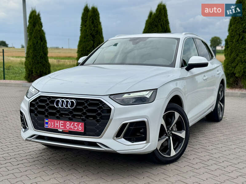 Внедорожник / Кроссовер Audi Q5 2023 в 