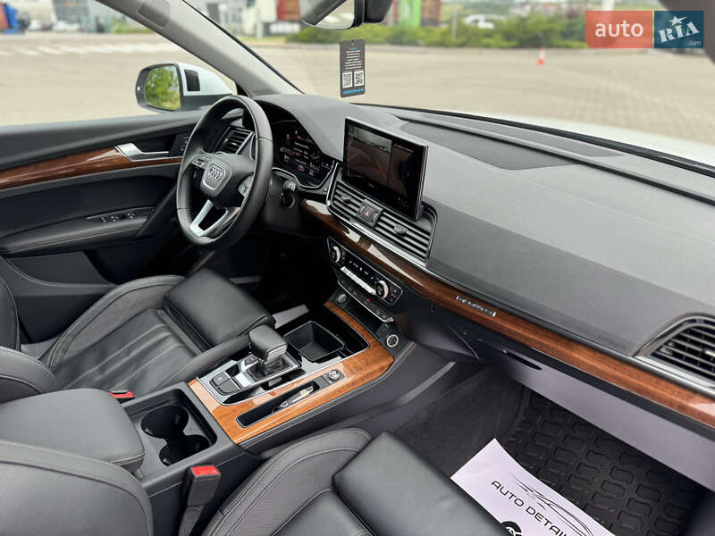 Внедорожник / Кроссовер Audi Q5 2023 в Ровно