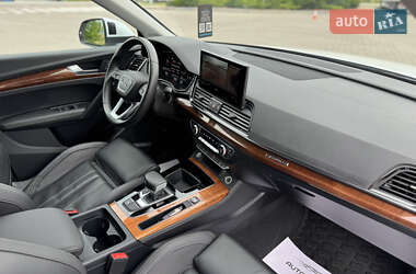 Внедорожник / Кроссовер Audi Q5 2023 в 