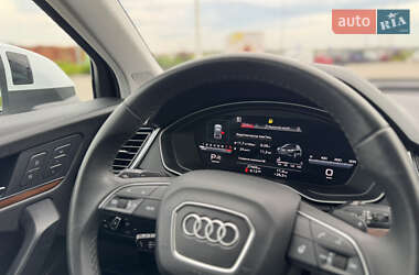 Внедорожник / Кроссовер Audi Q5 2023 в 