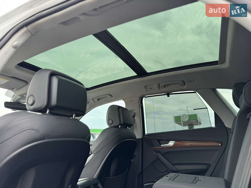 Внедорожник / Кроссовер Audi Q5 2023 в Ровно