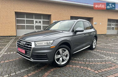 Внедорожник / Кроссовер Audi Q5 2018 в Луцке