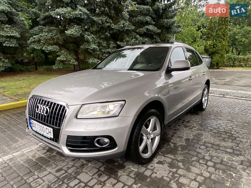 Внедорожник / Кроссовер Audi Q5 2012 в Ивано-Франковске
