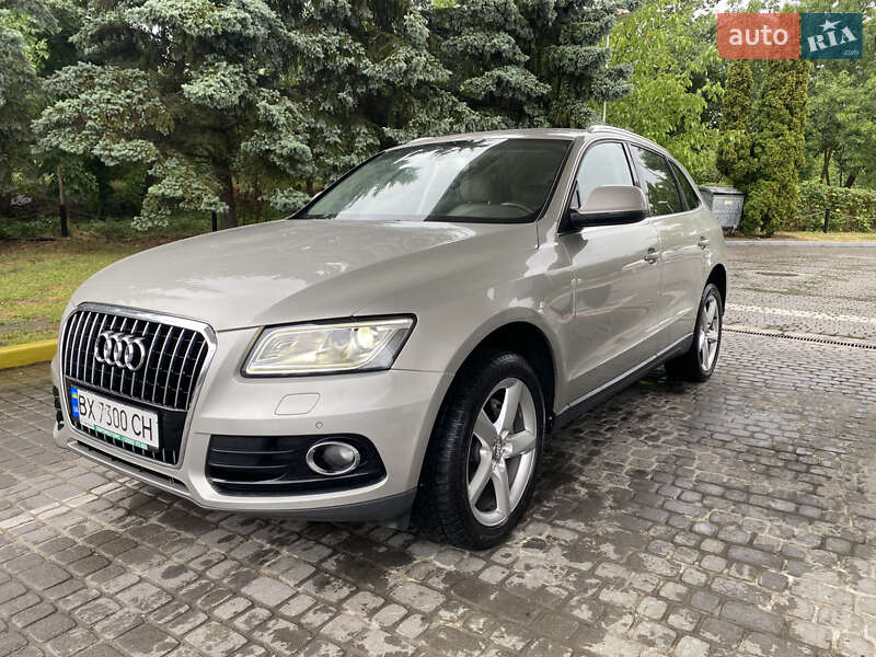 Внедорожник / Кроссовер Audi Q5 2012 в Ивано-Франковске