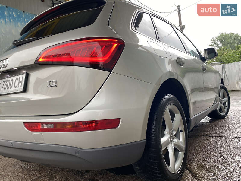 Внедорожник / Кроссовер Audi Q5 2012 в Ивано-Франковске