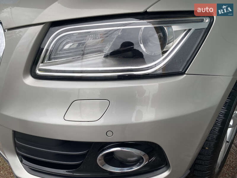 Внедорожник / Кроссовер Audi Q5 2012 в Ивано-Франковске