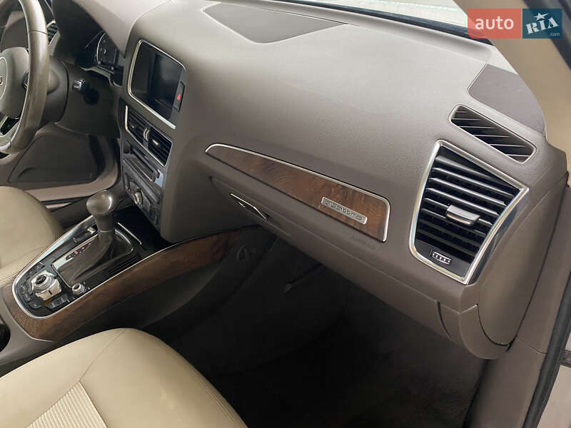 Внедорожник / Кроссовер Audi Q5 2012 в Ивано-Франковске