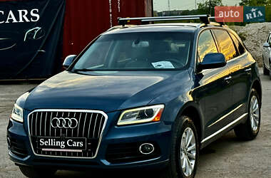 Позашляховик / Кросовер Audi Q5 2015 в 
