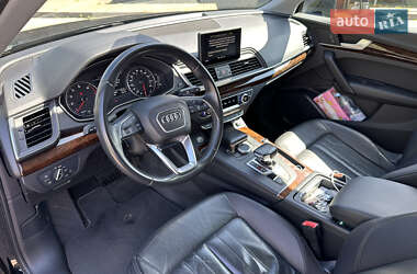 Позашляховик / Кросовер Audi Q5 2017 в 