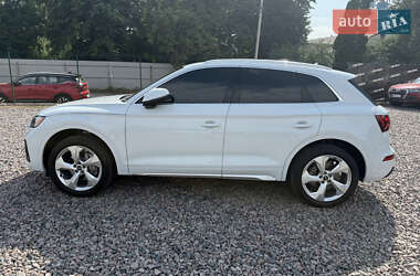 Внедорожник / Кроссовер Audi Q5 2021 в 