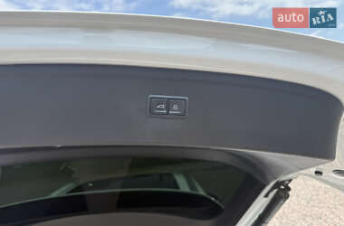 Внедорожник / Кроссовер Audi Q5 2021 в 