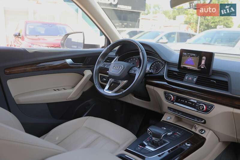 Позашляховик / Кросовер Audi Q5 2019 в Харкові