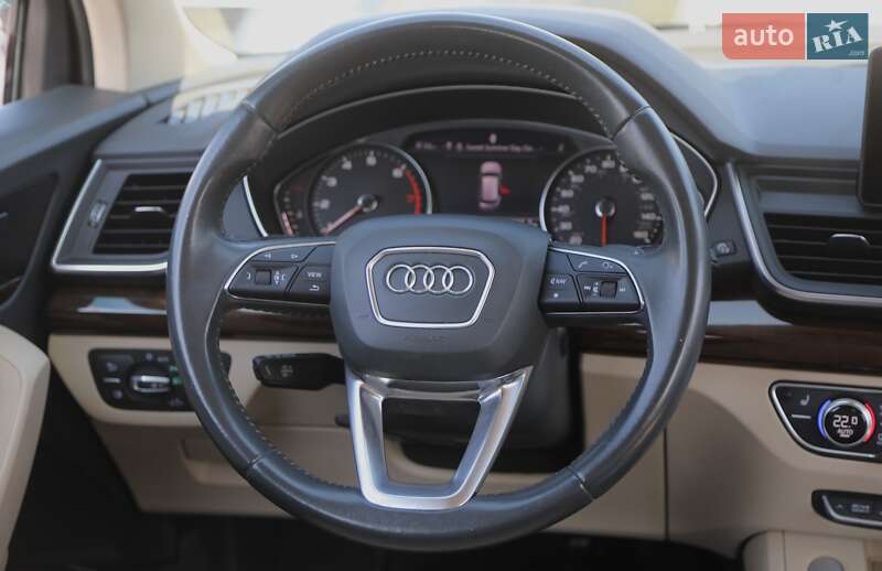 Позашляховик / Кросовер Audi Q5 2019 в Харкові