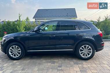 Позашляховик / Кросовер Audi Q5 2015 в 