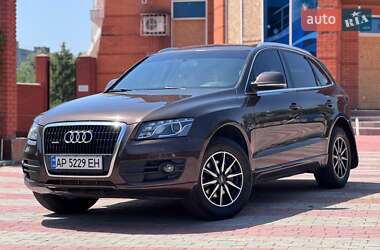 Внедорожник / Кроссовер Audi Q5 2010 в Запорожье