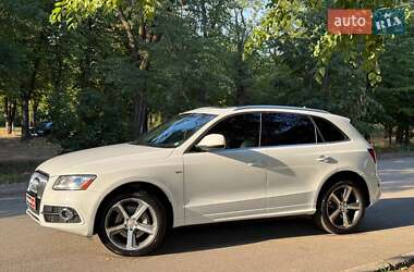 Внедорожник / Кроссовер Audi Q5 2016 в 