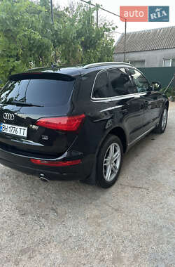 Позашляховик / Кросовер Audi Q5 2014 в 