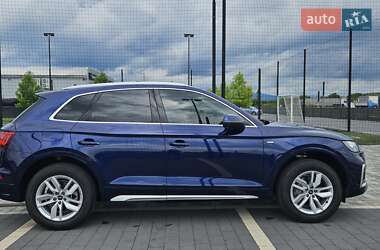 Внедорожник / Кроссовер Audi Q5 2022 в 
