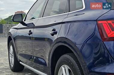 Внедорожник / Кроссовер Audi Q5 2022 в 
