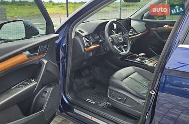 Внедорожник / Кроссовер Audi Q5 2022 в 