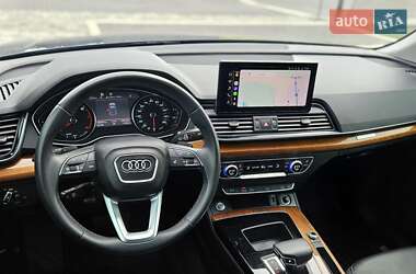 Внедорожник / Кроссовер Audi Q5 2022 в 