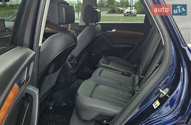 Внедорожник / Кроссовер Audi Q5 2022 в 