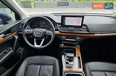 Внедорожник / Кроссовер Audi Q5 2022 в 
