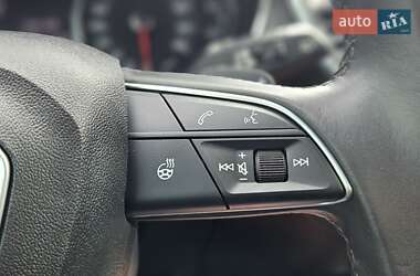 Внедорожник / Кроссовер Audi Q5 2022 в 