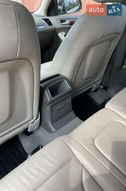 Внедорожник / Кроссовер Audi Q5 2012 в 