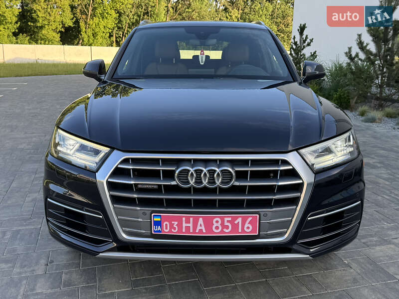 Позашляховик / Кросовер Audi Q5 2018 в Луцьку