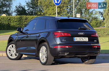Позашляховик / Кросовер Audi Q5 2017 в 