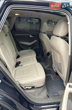 Позашляховик / Кросовер Audi Q5 2011 в 