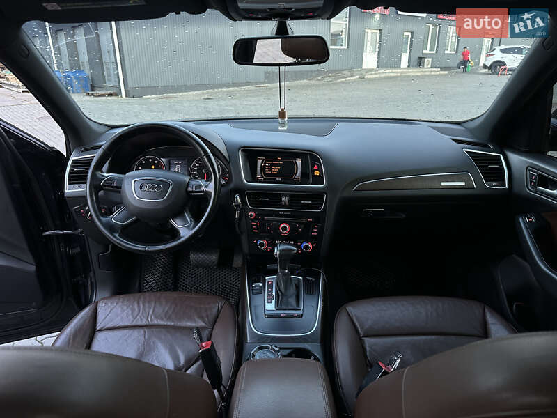 Позашляховик / Кросовер Audi Q5 2015 в Стрию