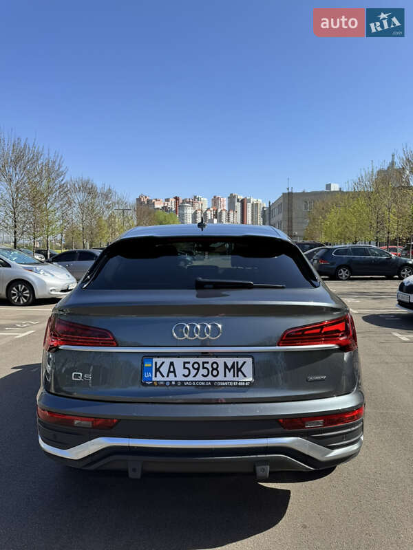 Внедорожник / Кроссовер Audi Q5 2023 в Киеве