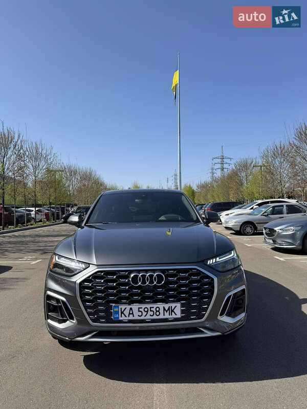 Внедорожник / Кроссовер Audi Q5 2023 в Киеве
