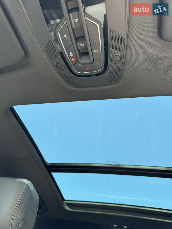 Внедорожник / Кроссовер Audi Q5 2023 в Киеве