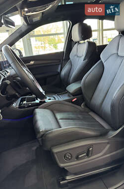 Внедорожник / Кроссовер Audi Q5 2023 в 