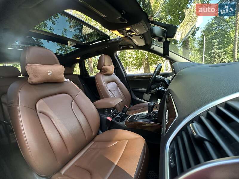 Позашляховик / Кросовер Audi Q5 2011 в Києві