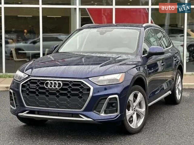 Внедорожник / Кроссовер Audi Q5 2023 в 
