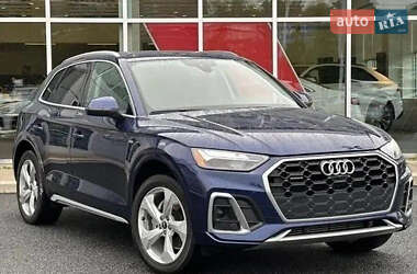 Внедорожник / Кроссовер Audi Q5 2023 в 
