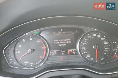 Внедорожник / Кроссовер Audi Q5 2021 в 