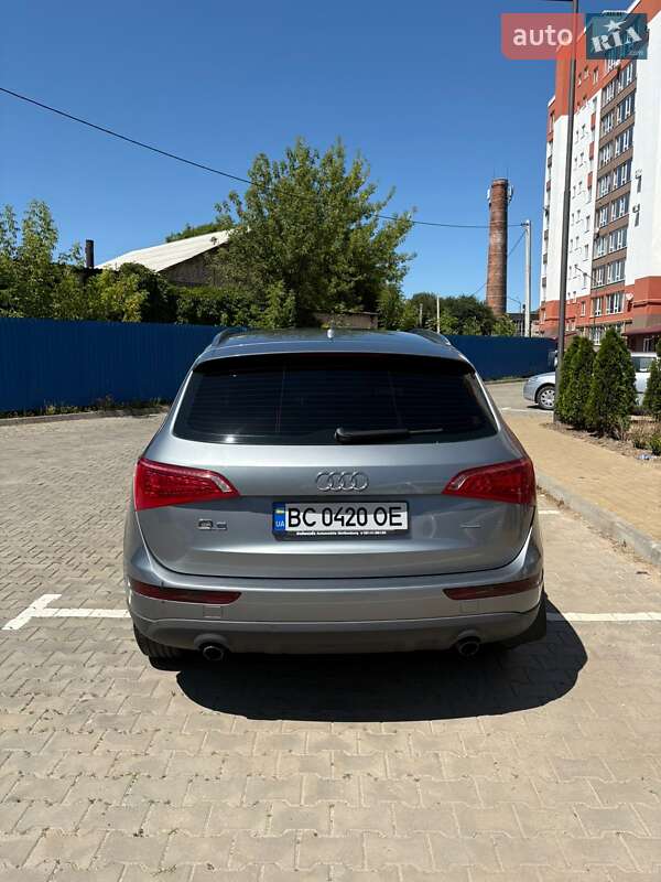 Позашляховик / Кросовер Audi Q5 2009 в Луцьку