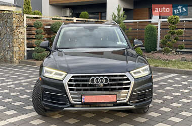 Внедорожник / Кроссовер Audi Q5 2019 в 