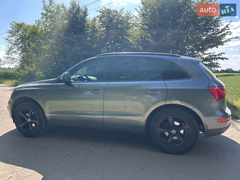 Внедорожник / Кроссовер Audi Q5 2012 в Киеве
