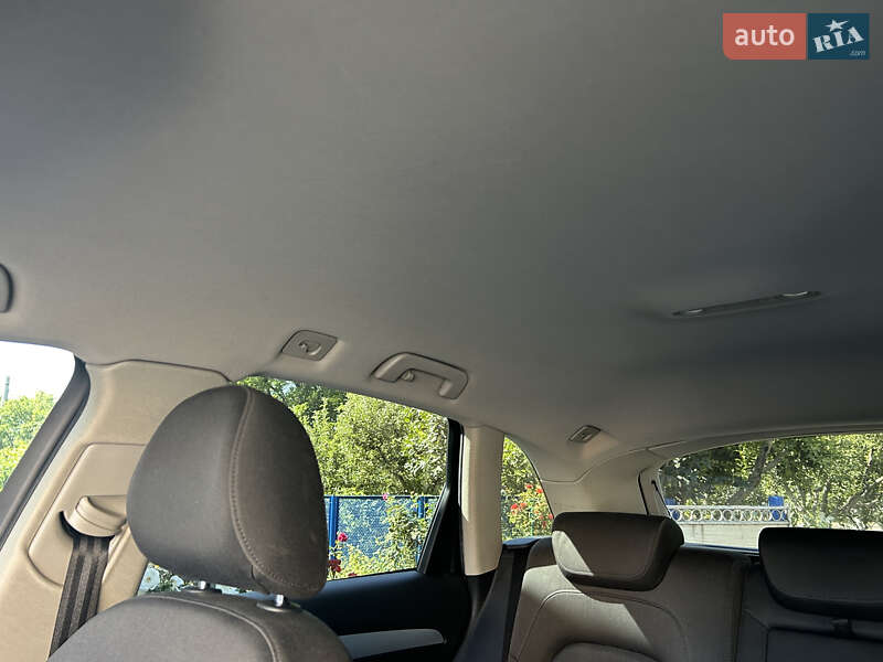 Внедорожник / Кроссовер Audi Q5 2012 в Киеве