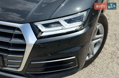 Внедорожник / Кроссовер Audi Q5 2017 в 